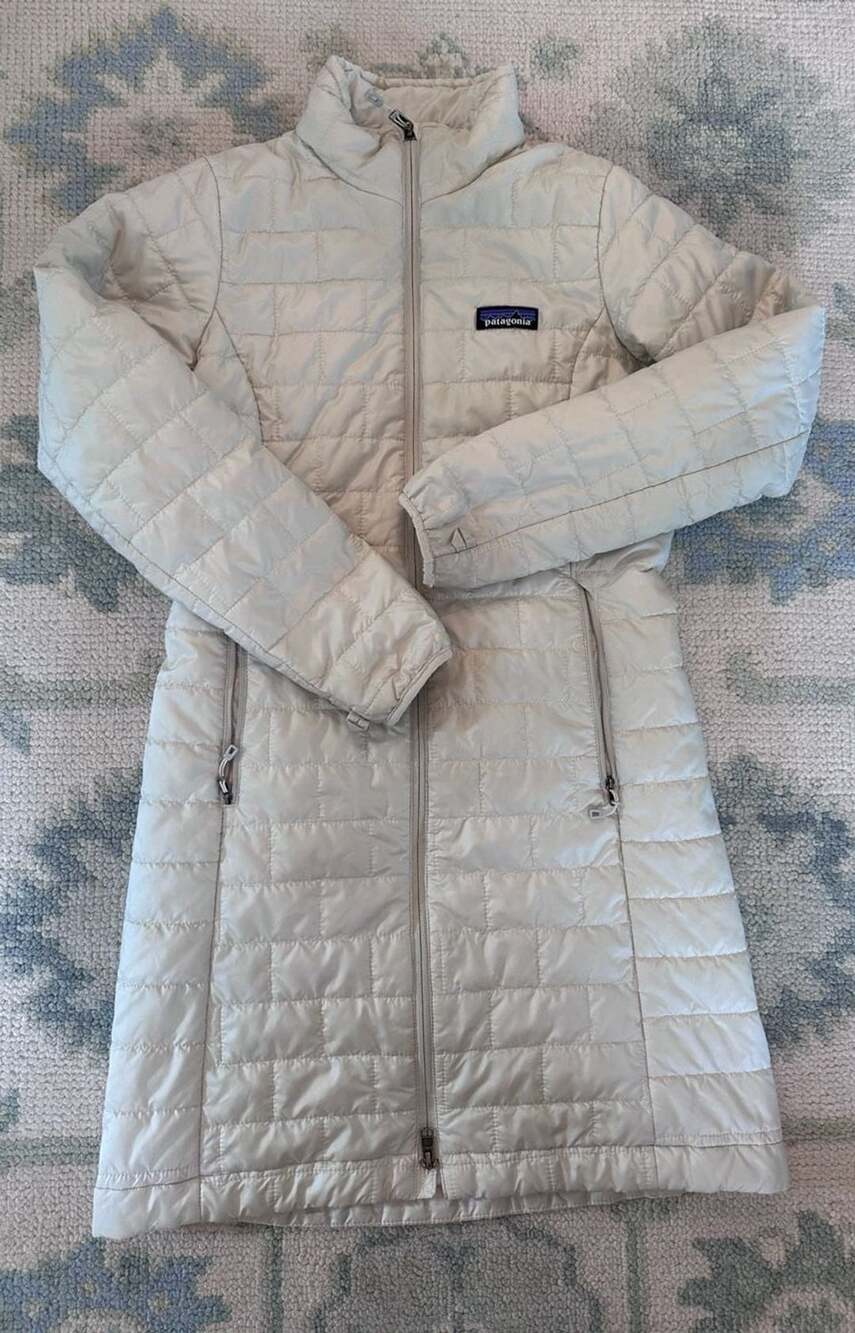 XS Patagonia Women's Nano Puff Parka Off White PrimaLoft Long Jacket Coat 26870